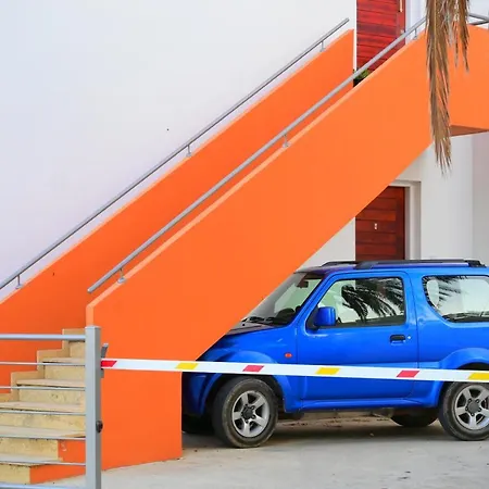 отдыхайте с удовольствием Lejlighed Paphos